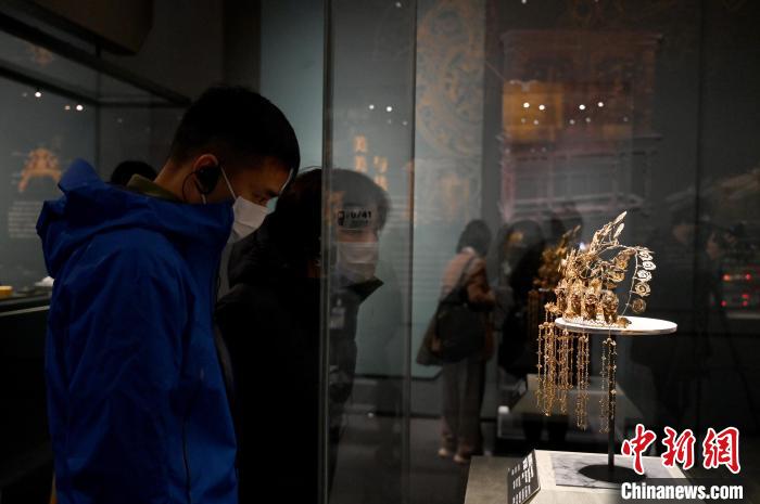 门徒娱乐登录：“风华万象：16—20世纪典藏珍品艺术展”在蓉开展