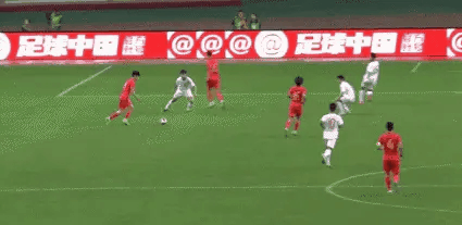 河内1.5分彩：友谊赛：U19国青1-0越南，王钰栋贴地斩，泰山小将连失必进球